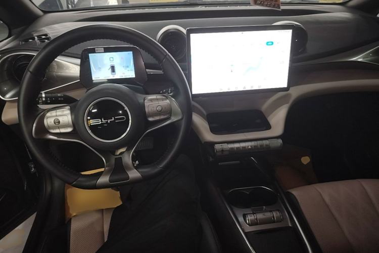 Used BYD Dolphin 2023 420 km Free Version Center Console