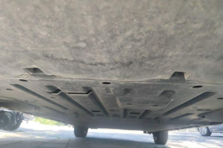 Used BYD Dolphin 2023 420 km Fashion Edition Chassis Front