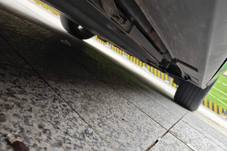 Used BYD Dolphin 2023 420 km Fashion Edition Chassis Front Right