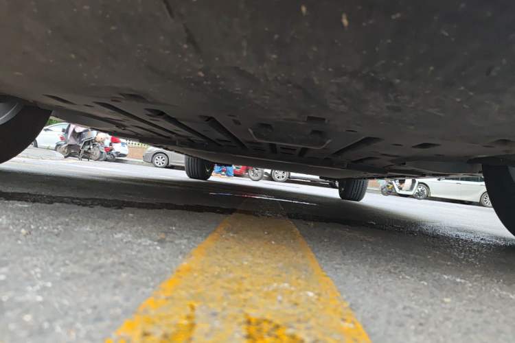 Used BYD Dolphin 2023 420 km Fashion Edition Chassis Front