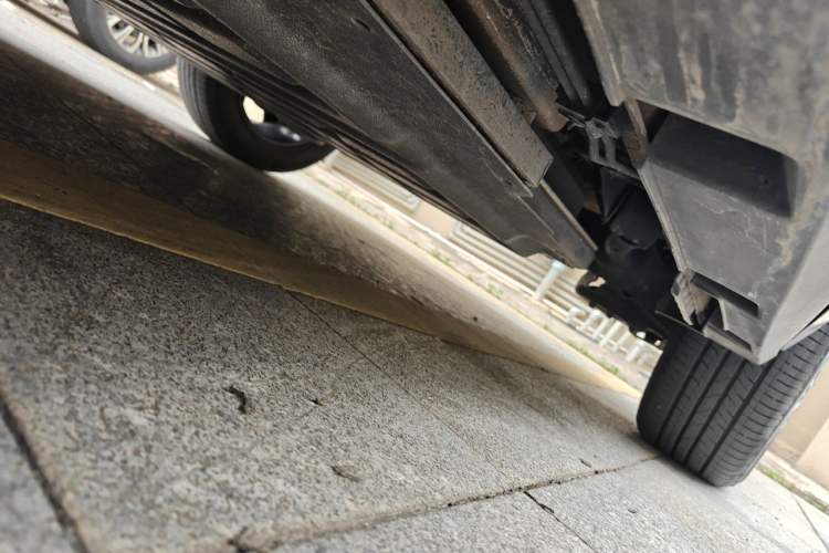 Used BYD Dolphin 2023 420 km Fashion Edition Chassis Rear Left