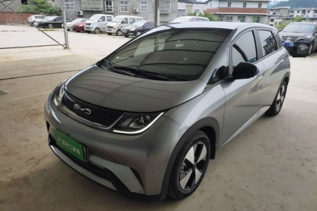 BYD Dolphin 2023 420 km Fashion Edition de segunda mano