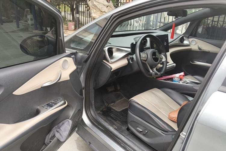 Used BYD Dolphin 2023 420 km Fashion Edition Driver Seat
