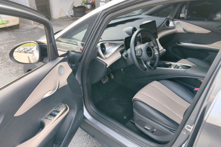 Used BYD Dolphin 2023 420 km Fashion Edition Driver Seat