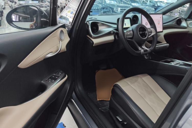 Used BYD Dolphin 2023 420 km Fashion Edition Driver Seat