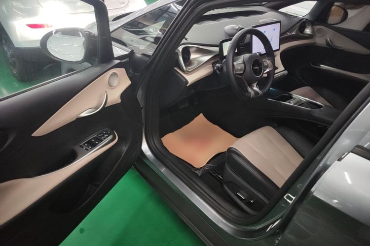 Used BYD Dolphin 2023 420 km Free Version Driver Seat