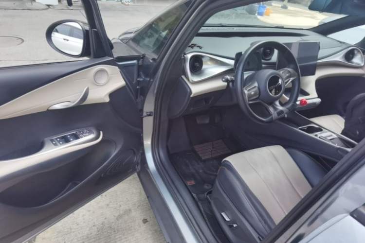 Used BYD Dolphin 2023 420 km Free Version Driver Seat
