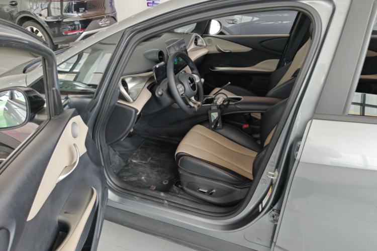 Used BYD Dolphin 2023 420 km Fashion Edition Driver Seat