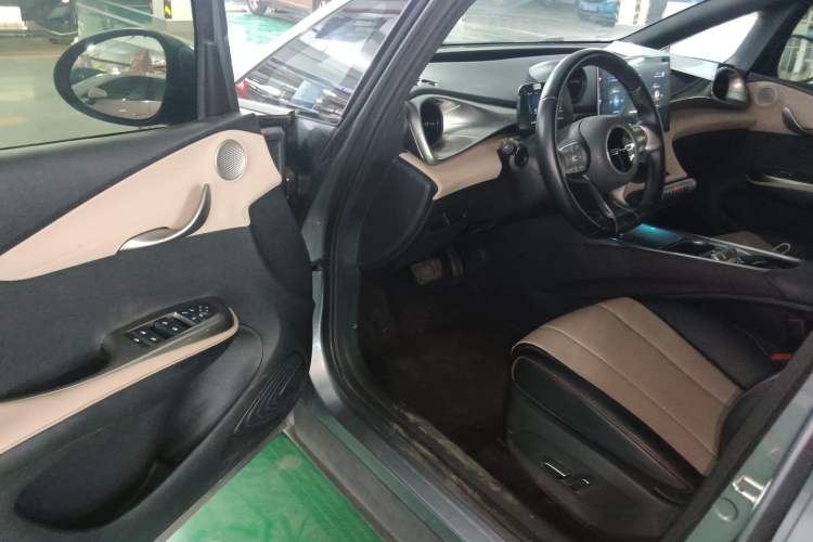 Used BYD Dolphin 2023 420 km Free Version Driver Seat