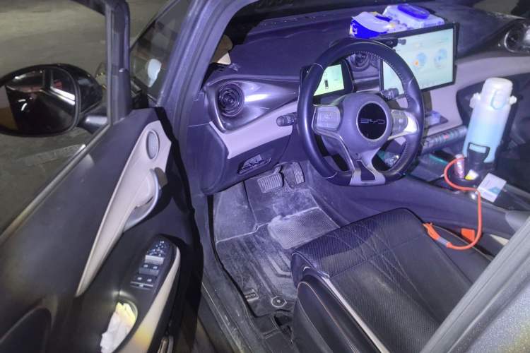 Used BYD Dolphin 2023 420 km Fashion Edition Driver Seat