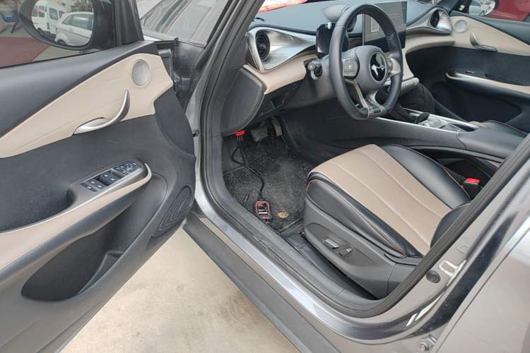 Used BYD Dolphin 2023 420 km Fashion Edition Driver Seat