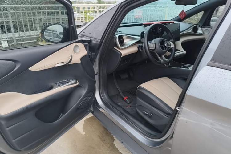 Used BYD Dolphin 2023 420 km Fashion Edition Driver Seat