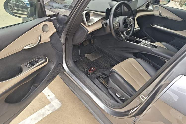 Used BYD Dolphin 2023 420 km Free Version Driver Seat