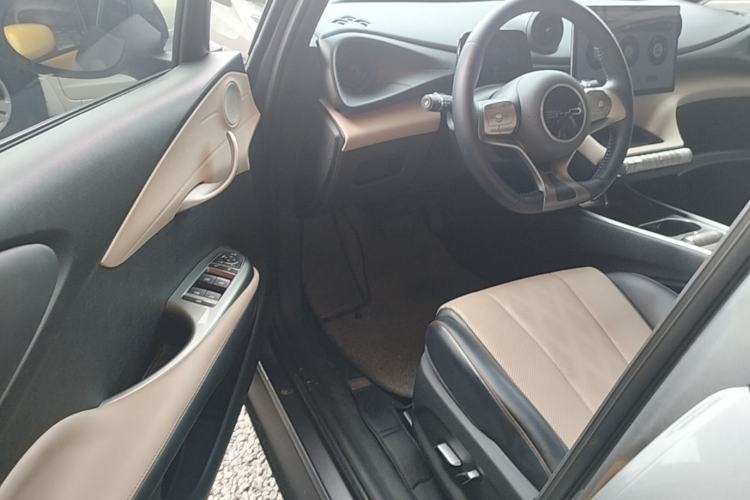 Used BYD Dolphin 2023 420 km Fashion Edition Driver Seat