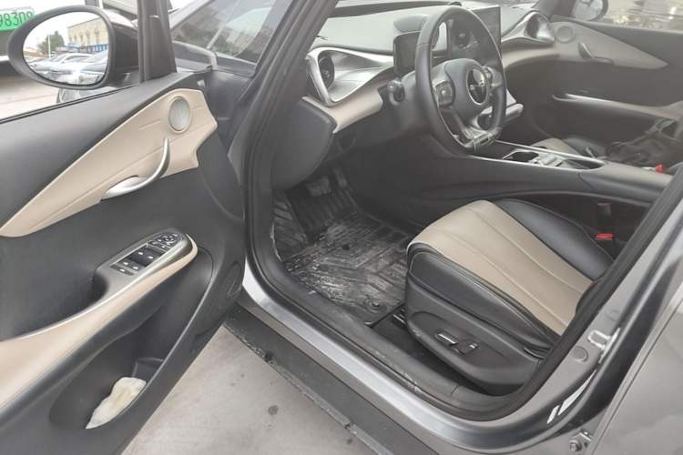 Used BYD Dolphin 2023 420 km Fashion Edition Driver Seat