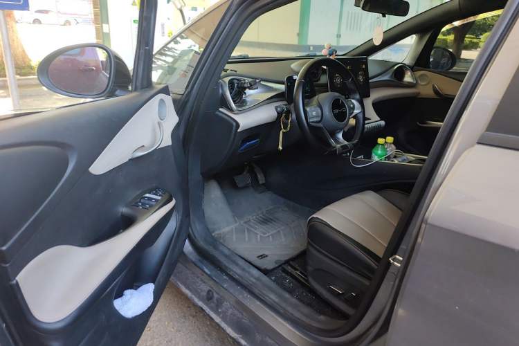 Used BYD Dolphin 2023 420 km Free Version Driver Seat