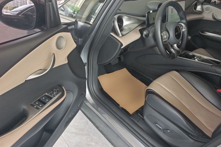 Used BYD Dolphin 2023 420 km Fashion Edition Driver Seat