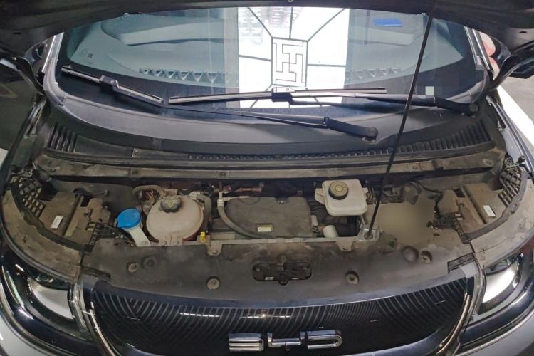 Used BYD Dolphin 2023 420 km Fashion Edition Engine Bay