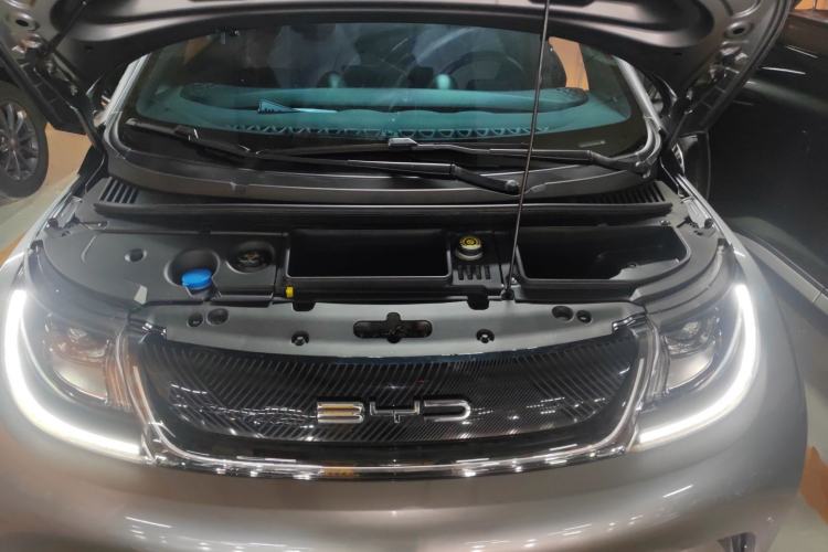 Used BYD Dolphin 2023 420 km Fashion Edition Engine Bay