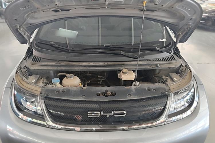 Used BYD Dolphin 2023 420 km Free Version Engine Bay
