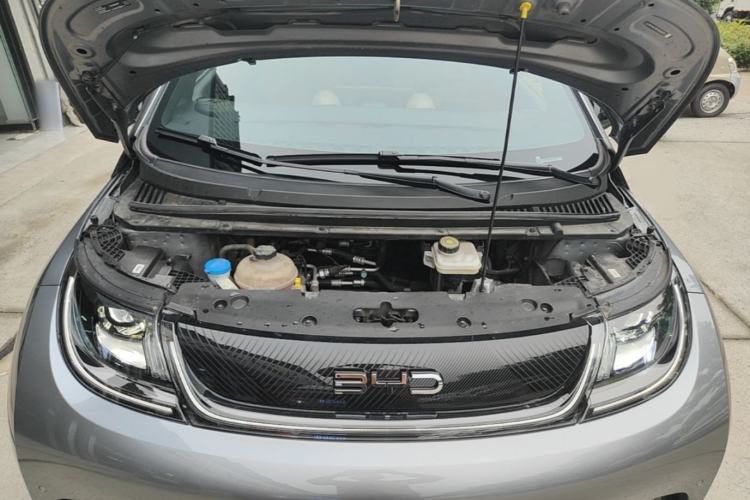 Used BYD Dolphin 2023 420 km Fashion Edition Engine Bay