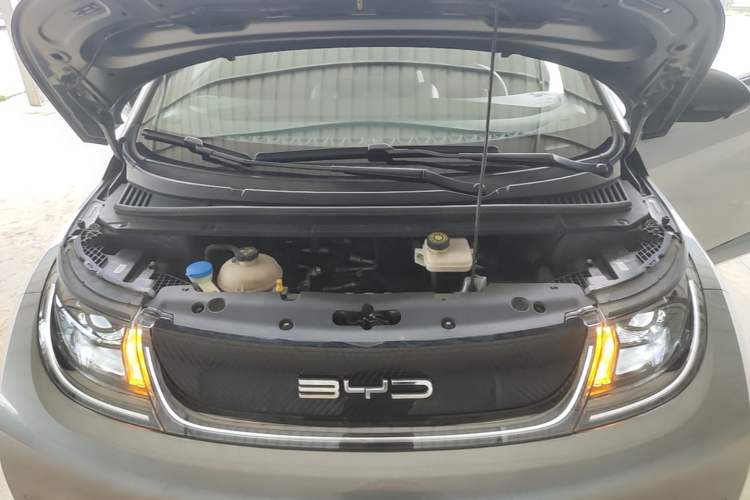 Used BYD Dolphin 2023 420 km Fashion Edition Engine Bay