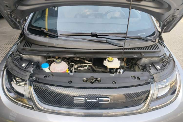 Used BYD Dolphin 2023 420 km Fashion Edition Engine Bay
