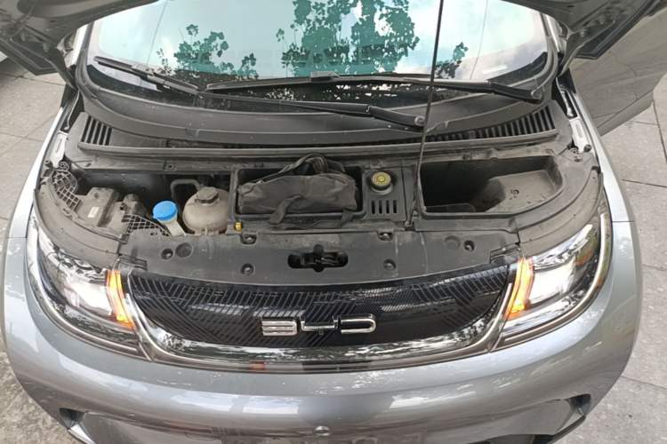 Used BYD Dolphin 2023 420 km Fashion Edition Engine Bay
