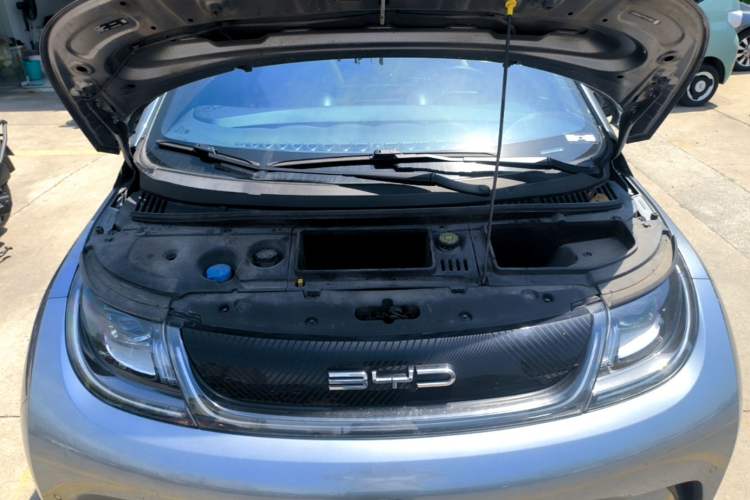 Used BYD Dolphin 2023 420 km Fashion Edition Engine Bay