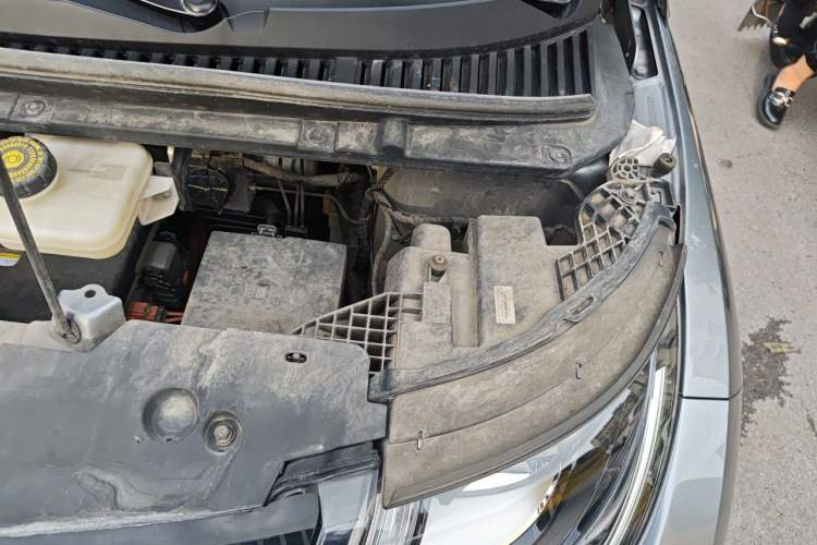Used BYD Dolphin 2023 420 km Fashion Edition Engine Bay Left