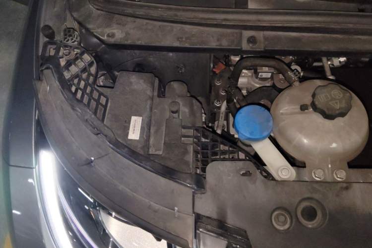Used BYD Dolphin 2023 420 km Fashion Edition Engine Bay Right