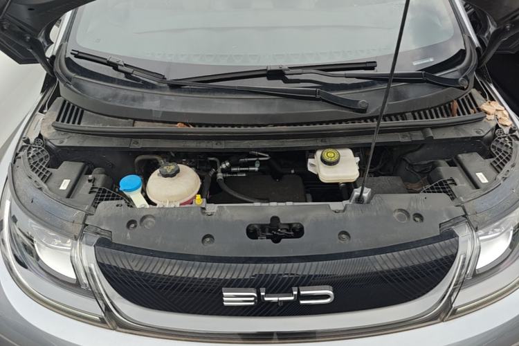 Used BYD Dolphin 2023 420 km Fashion Edition Engine Bay