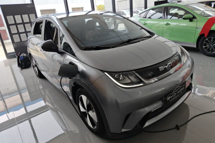 Used BYD Dolphin 2023 420 km Fashion Edition Exterior 1