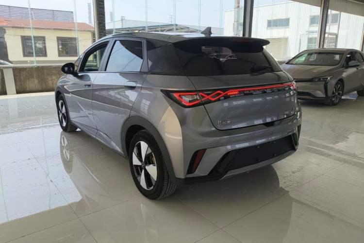 Used BYD Dolphin 2023 420 km Fashion Edition Exterior 2