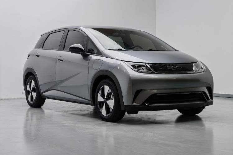 Used BYD Dolphin 2023 420 km Free Version Exterior 2