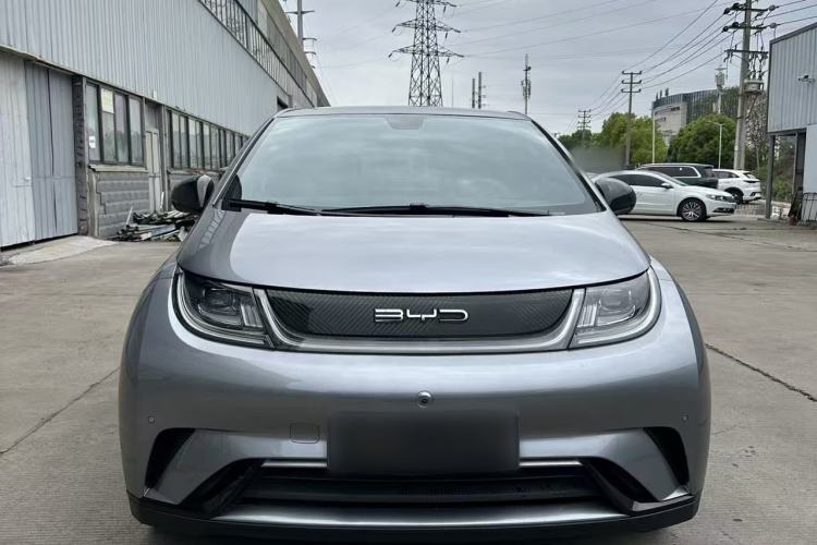 Used BYD Dolphin 2023 420 km Fashion Edition Exterior 3