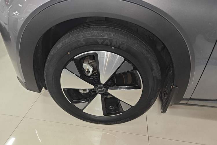 Used BYD Dolphin 2023 420 km Fashion Edition Exterior 4