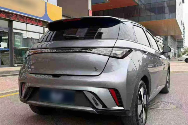 Used BYD Dolphin 2023 420 km Fashion Edition Exterior 4