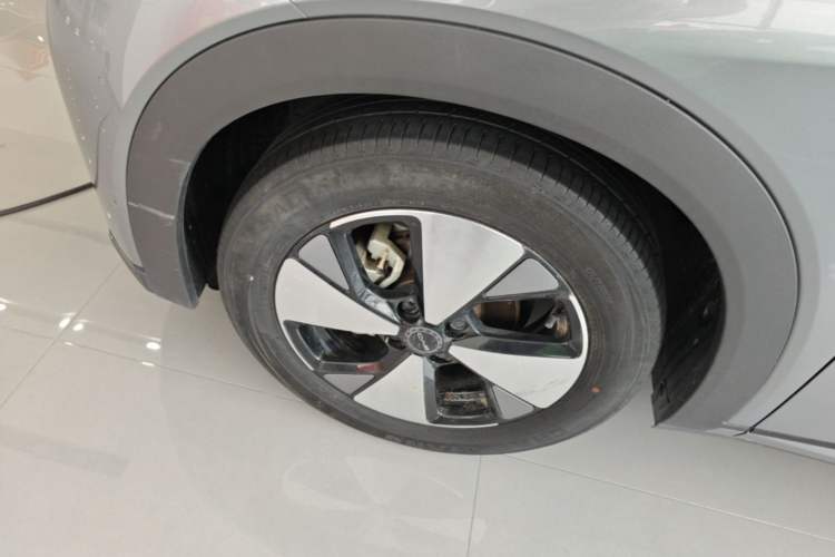 Used BYD Dolphin 2023 420 km Fashion Edition Exterior 4