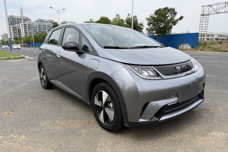 Used BYD Dolphin 2023 420 km Fashion Edition Exterior 5