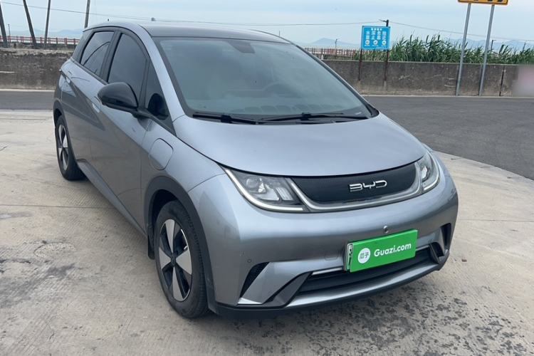 Used BYD Dolphin 2023 420 km Fashion Edition Exterior 5