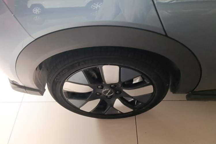 Used BYD Dolphin 2023 401km Knight Edition Exterior 5