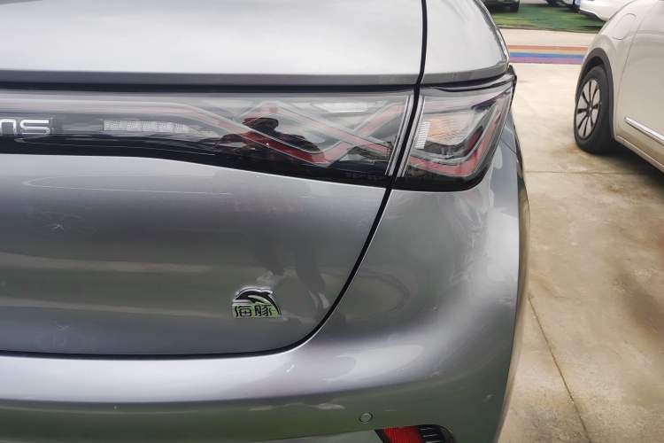 Used BYD Dolphin 2023 420 km Fashion Edition Exterior 6