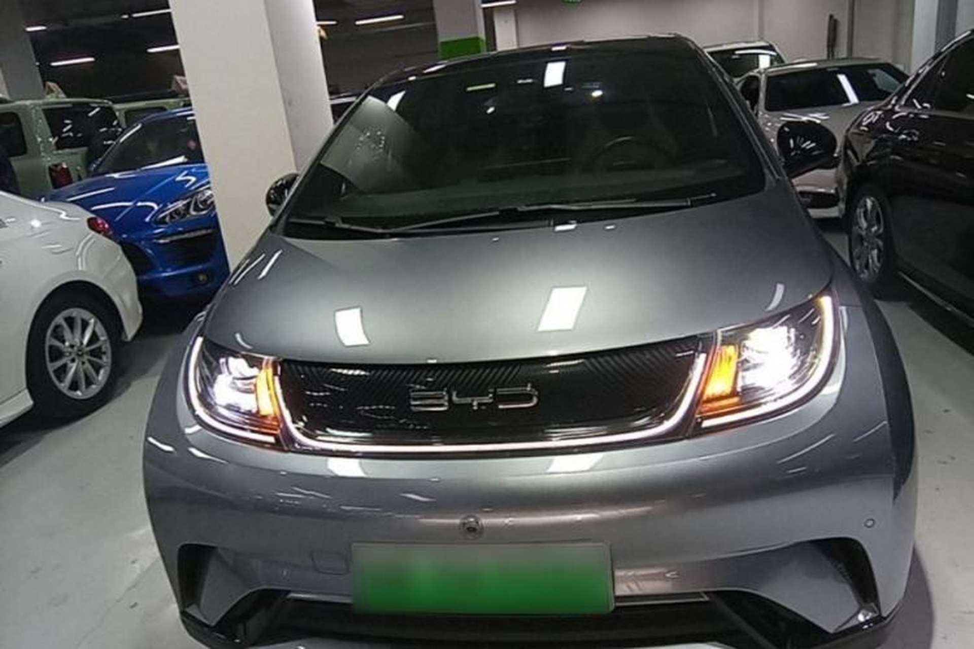 Used BYD Dolphin 2023 420 km Fashion Edition Front