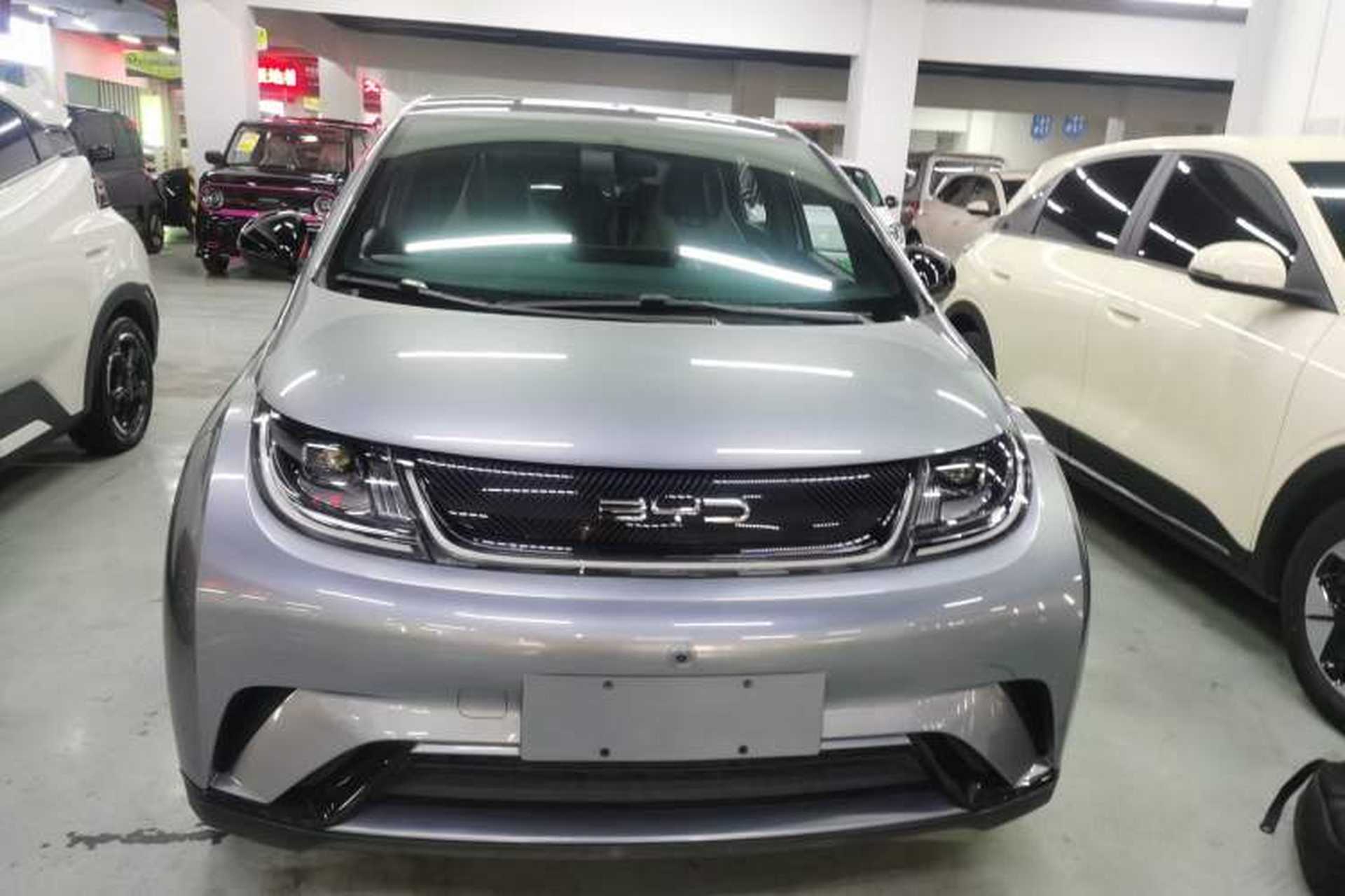 Used BYD Dolphin 2023 420 km Free Version Front