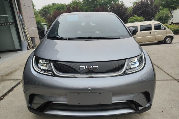 Used BYD Dolphin 2023 420 km Fashion Edition Front