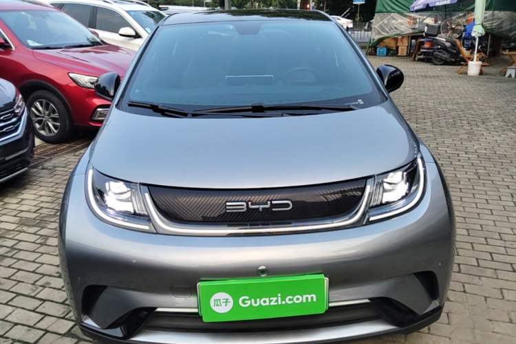 Used BYD Dolphin 2023 420 km Fashion Edition Front