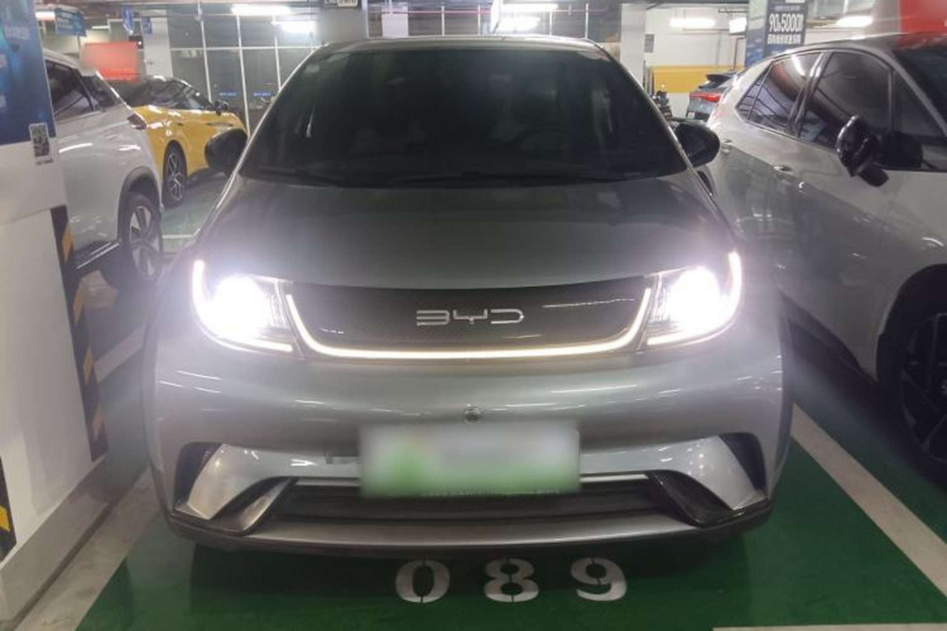 Used BYD Dolphin 2023 420 km Free Version Front
