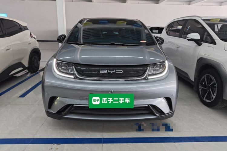 Used BYD Dolphin 2023 420 km Fashion Edition Front