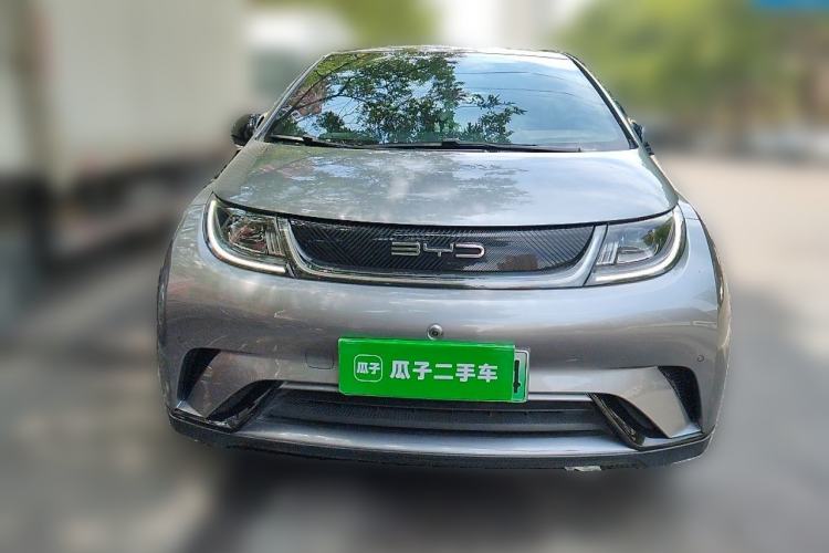 Used BYD Dolphin 2023 420 km Fashion Edition Front